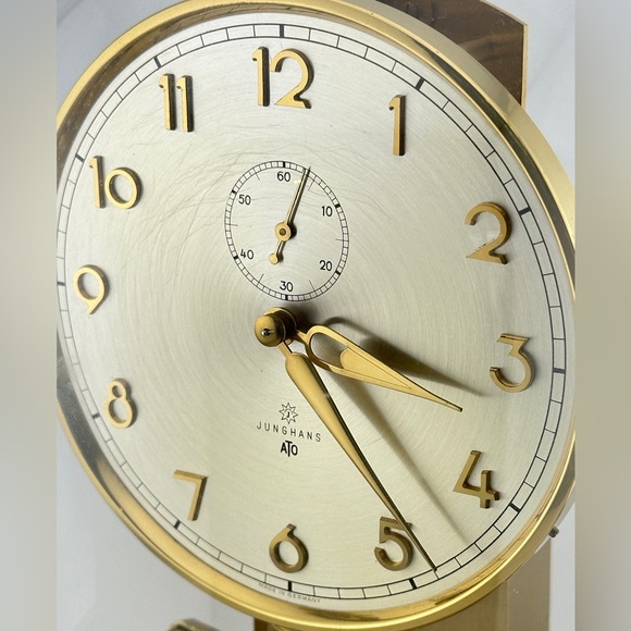 Vintage Junghans ATO Electromagnetic Pendulum Clock - Picture 3 of 7
